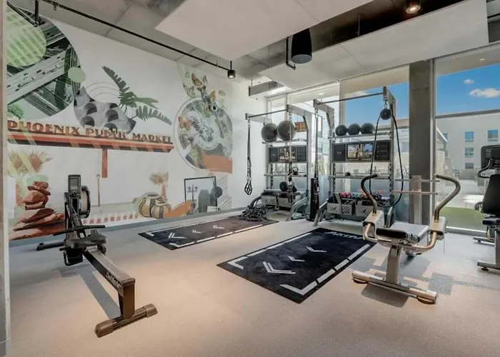 Boulevard Highrise Stu Sky Pool Gym 42 *